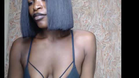 sweetxxboobsx online show from September 2025 12:04:01 AM