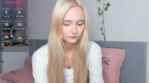 l1sa spears online show from October 2025 10:00:01 PM