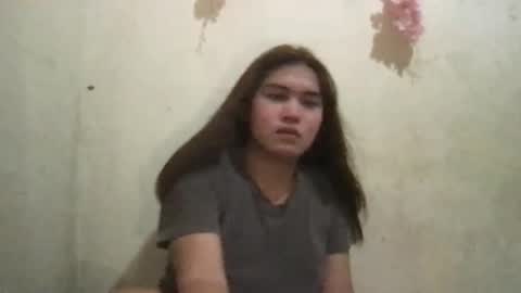 Snapshot of sweety_heart18 chatting on May 2026 06:43:01 AM sweety_heart18 online show from May 2026 06:43:01 AM