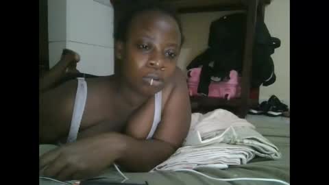 sweetyass25 online show from November 2025 07:34:02 PM