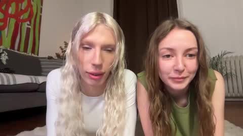 Lily online show from April 2026 09:52:01 AM