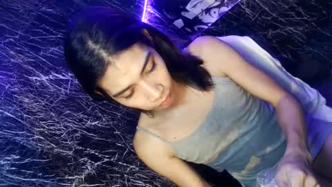 Snapshot of sweetyguyxxx1998 chatting on March 2026 03:56:01 AM - allen online show from March 2026 03:56:01 AM