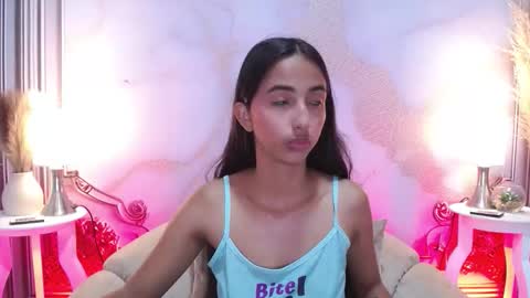 LAURA online show from September 2025 12:05:01 PM