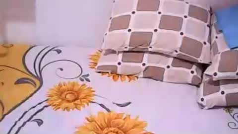 Sweetyummygirl online show from June 2026 12:48:02 AM