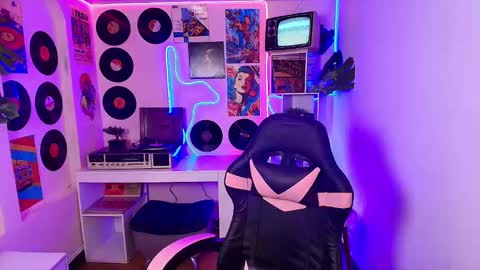 Catalina online show from March 2025 02:51:02 PM