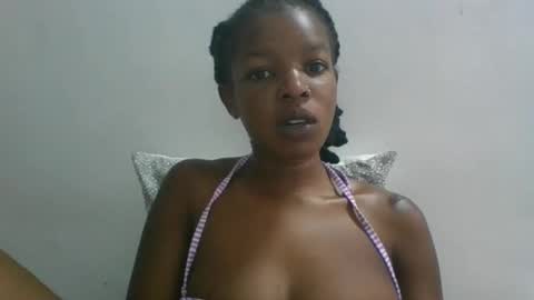 sweetz_candice online show from October 2025 09:31:01 AM