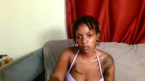 sweetz_candice online show from May 2026 07:00:02 PM