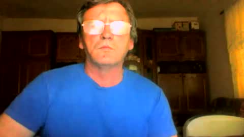 Snapshot of swergiu333 chatting on May 2026 05:05:02 AM Raymond online show from May 2026 05:05:02 AM