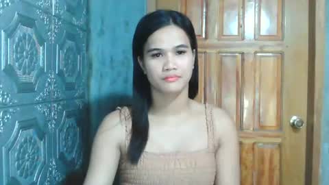 Snapshot of swettie_rhea chatting on July 2026 06:37:02 AM Rhea online show from July 2026 06:37:02 AM