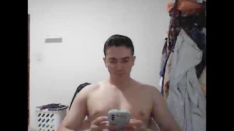 Nadador Latino online show from April 2026 10:56:02 PM