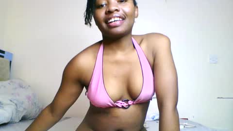 Snapshot of swit_candy chatting on July 2026 05:48:02 PM Candy online show from July 2026 05:48:02 PM