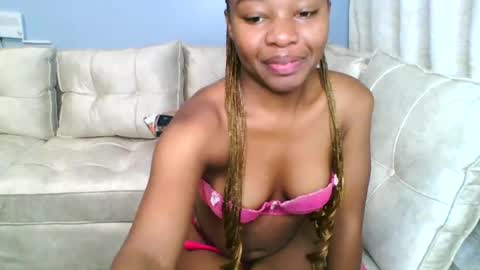 Snapshot of swit_candy chatting on July 2026 01:11:01 AM Candy online show from July 2026 01:11:01 AM