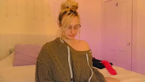 Snapshot of switchykitty chatting on March 2026 04:47:01 AM ashley blayde online show from March 2026 04:47:01 AM