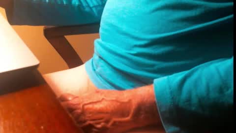 Snapshot of swizzle__stick chatting on January 2026 10:42:02 AM will jeffers online show from January 2026 10:42:02 AM