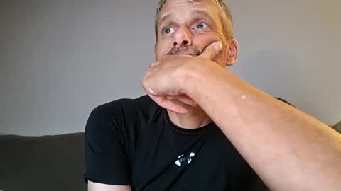 swontguy2025 online show from September 2025 06:24:02 AM