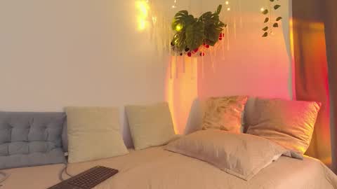 Snapshot of swt_helen chatting on December 2025 08:49:01 PM Helen online show from December 2025 08:49:01 PM