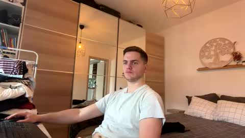 Snapshot of syl092 chatting on February 2026 09:39:01 AM syl092 online show from February 2026 09:39:01 AM