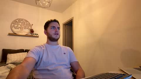 syl092 online show from March 2026 07:06:02 PM