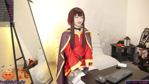 Sylvie online show from October 2025 12:11:02 AM