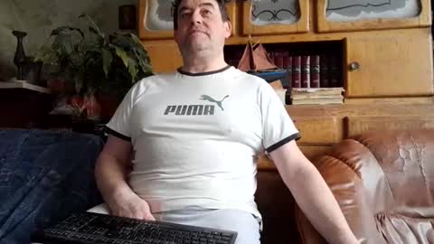 sympa_trique online show from February 2025 09:26:02 AM