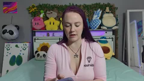 Snapshot of syndica chatting on May 2026 06:03:01 PM Jennah online show from May 2026 06:03:01 PM