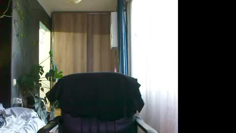 Snapshot of t_huracane chatting on May 2026 04:25:02 PM Huracane online show from May 2026 04:25:02 PM