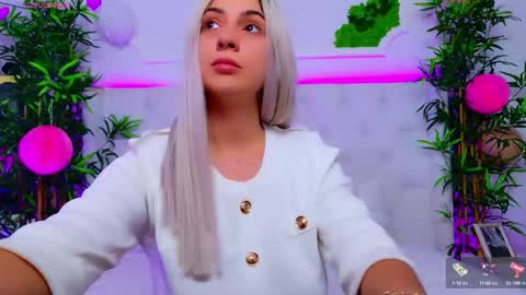 Arianna online show from September 2025 12:28:02 PM