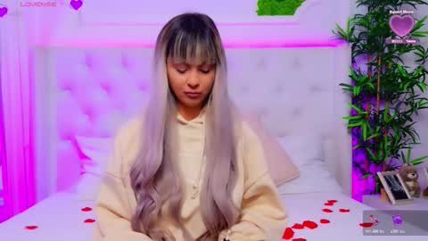 Arianna online show from February 2026 01:39:02 PM