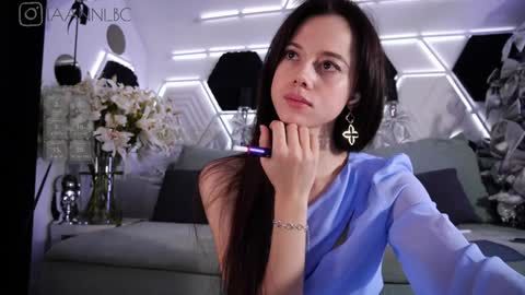 Snapshot of taanni_bc chatting on February 2025 06:22:02 AM TAANNI online show from February 2025 06:22:02 AM