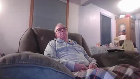 tacrunner66_ online show from November 2025 03:39:01 AM