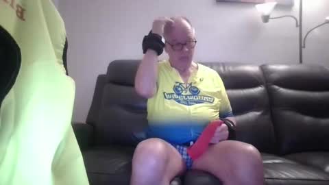 tacrunner66_ online show from February 2026 02:57:02 PM