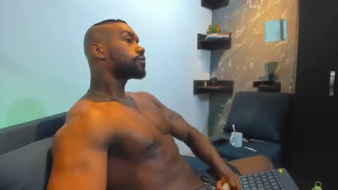 Snapshot of tafari_1 chatting on January 2025 01:09:02 AM Tafari Zulu online show from January 2025 01:09:02 AM