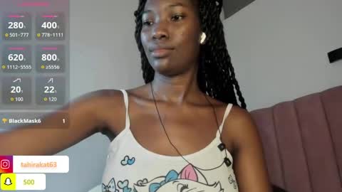 Snapshot of tahira_21 chatting on May 2026 08:15:01 PM Tahira online show from May 2026 08:15:01 PM
