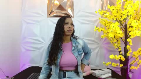 Snapshot of taira_bms chatting on October 2025 03:05:02 AM Samantha online show from October 2025 03:05:02 AM