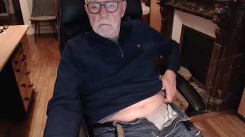 Snapshot of taisabaki54 chatting on November 2025 10:04:02 PM taisabaki54 online show from November 2025 10:04:02 PM