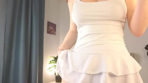 Lizzy online show from April 2026 04:45:01 AM