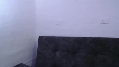 talhi_ online show from November 2025 07:19:02 AM