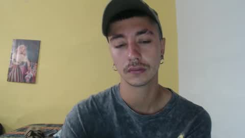 talhi_ online show from November 2025 01:21:02 PM