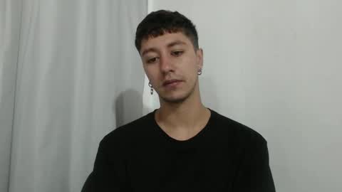 talhi_ online show from January 2026 01:32:01 AM