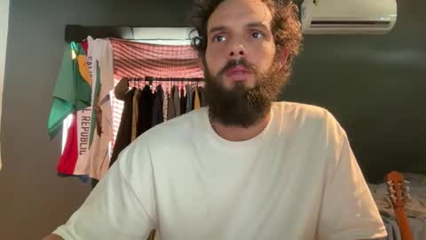 Snapshot of talktomebbzin chatting on April 2026 02:55:02 PM mrT online show from April 2026 02:55:02 PM