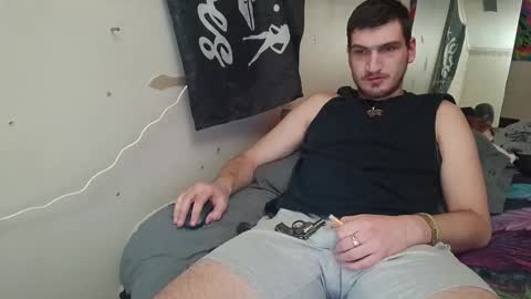 tallerandhandsomer online show from January 2026 10:19:02 AM