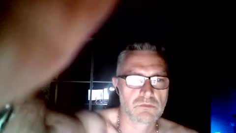 tallguyin online show from June 2026 11:40:01 PM