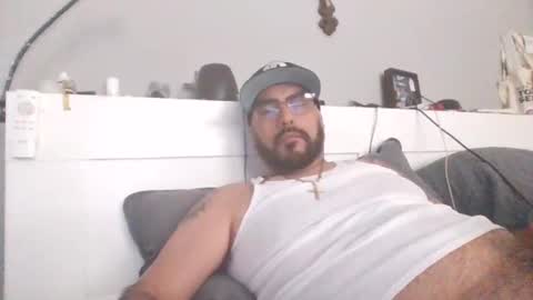 talllatino310 online show from March 2026 04:40:02 PM