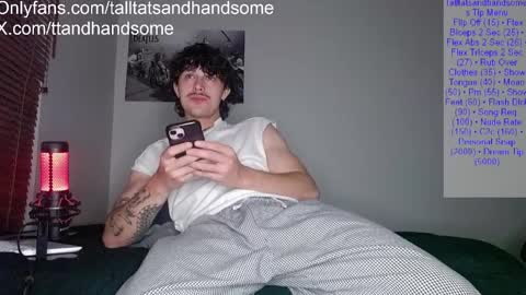 Snapshot of talltatsandhandsome2 chatting on April 2026 02:43:01 AM talltatsandhandsome2 online show from April 2026 02:43:01 AM