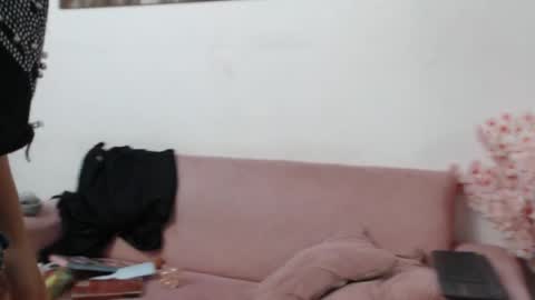Hi im sara online show from May 2026 12:43:01 PM