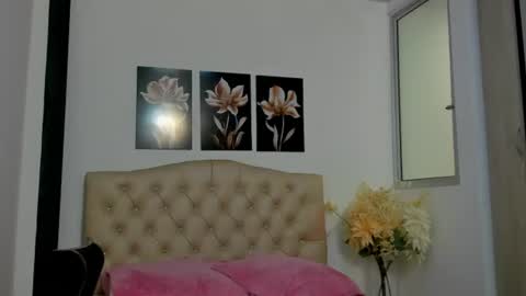 Snapshot of tamar4_f00x chatting on July 2026 12:51:02 PM Hi im sara online show from July 2026 12:51:02 PM