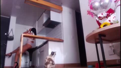 Tamara online show from October 2025 09:24:01 PM