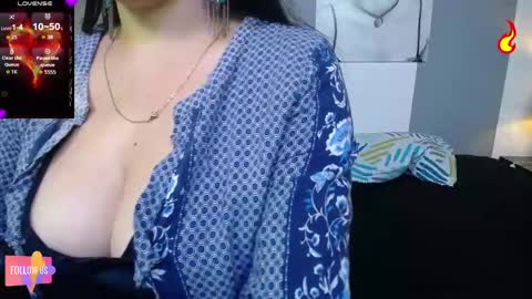 Snapshot of tamara_priya chatting on May 2026 12:24:01 PM Tamara online show from May 2026 12:24:01 PM