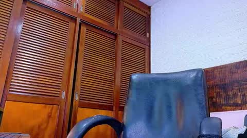    online show from December 2025 12:02:02 PM