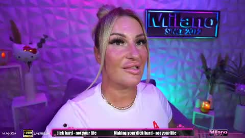 Snapshot of tamaramilano chatting on July 2026 08:20:01 AM TamaraMilano online show from July 2026 08:20:01 AM